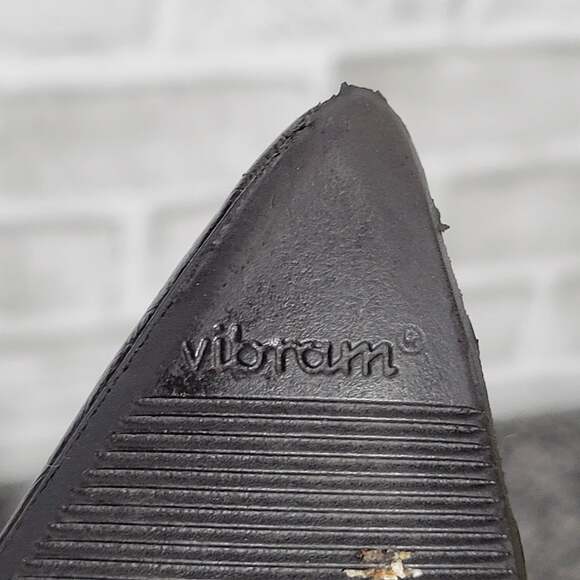 Prada Crocodile Leather Heeled Knee High Boots, size 38 (US 8) - Picture 10 of 12